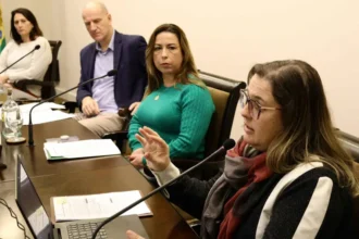 Audiência pública debate plano de carreira do magistério