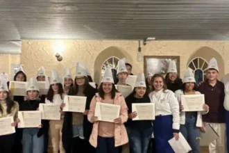 Educação e UCS formam quinta turma das Oficinas de Gastronomia e Nutrição