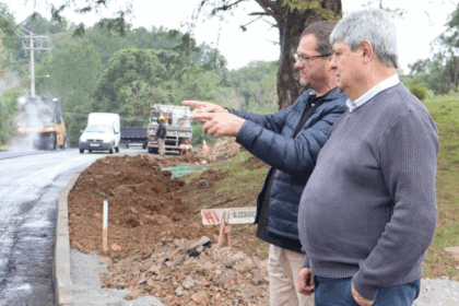 Pavimentação da ligação de Gramado a Três Coroas prestes a ser concluída