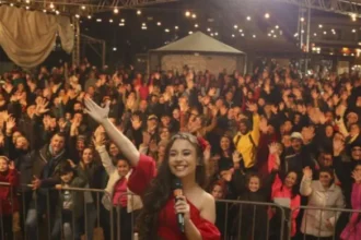 Luiza Barbosa cantou e encantou na Temporada de Inverno de Canela