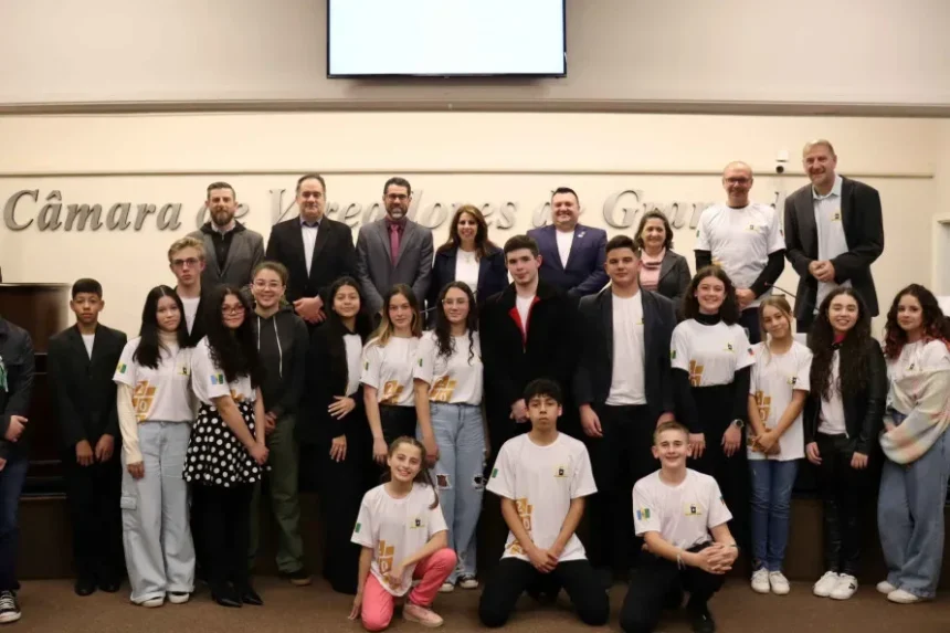 Vereadores jovens apresentam 28 proposições na primeira sessão ordinária de 202