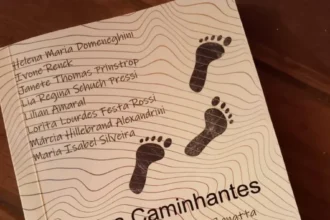 Estação Campos de Canella recebe Exposição Contos Caminhantes