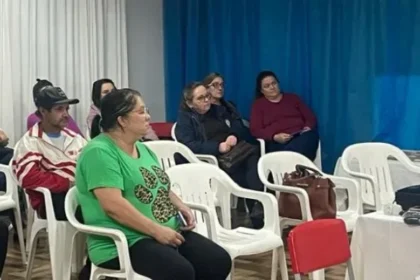 Secretário Luciano Melo realiza palestra sobre Educação Fiscal na Escola Rodolfo Schilieper