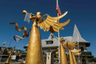 Orquestra Sinfônica, Papai Noel e Acendimento das Luzes prometem encantar moradores e visitantes na abertura do 38º Natal Luz de Gramado