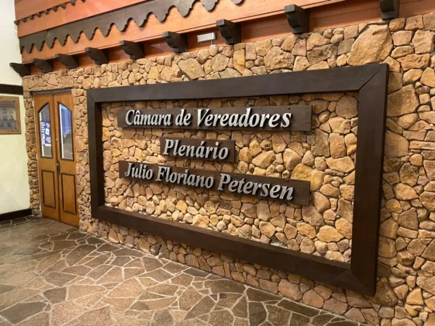 Sessão solene será reagendada em virtude do evento de assinatura da compra do Hospital