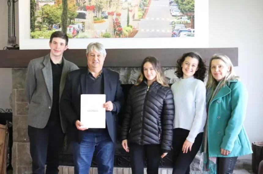 Vereadores jovens se reúnem com o prefeito Nestor Tissot