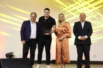 Cara de Mau conquista Troféu Gramado Empreendedor
